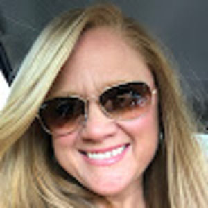 Meet your Posher, Janet